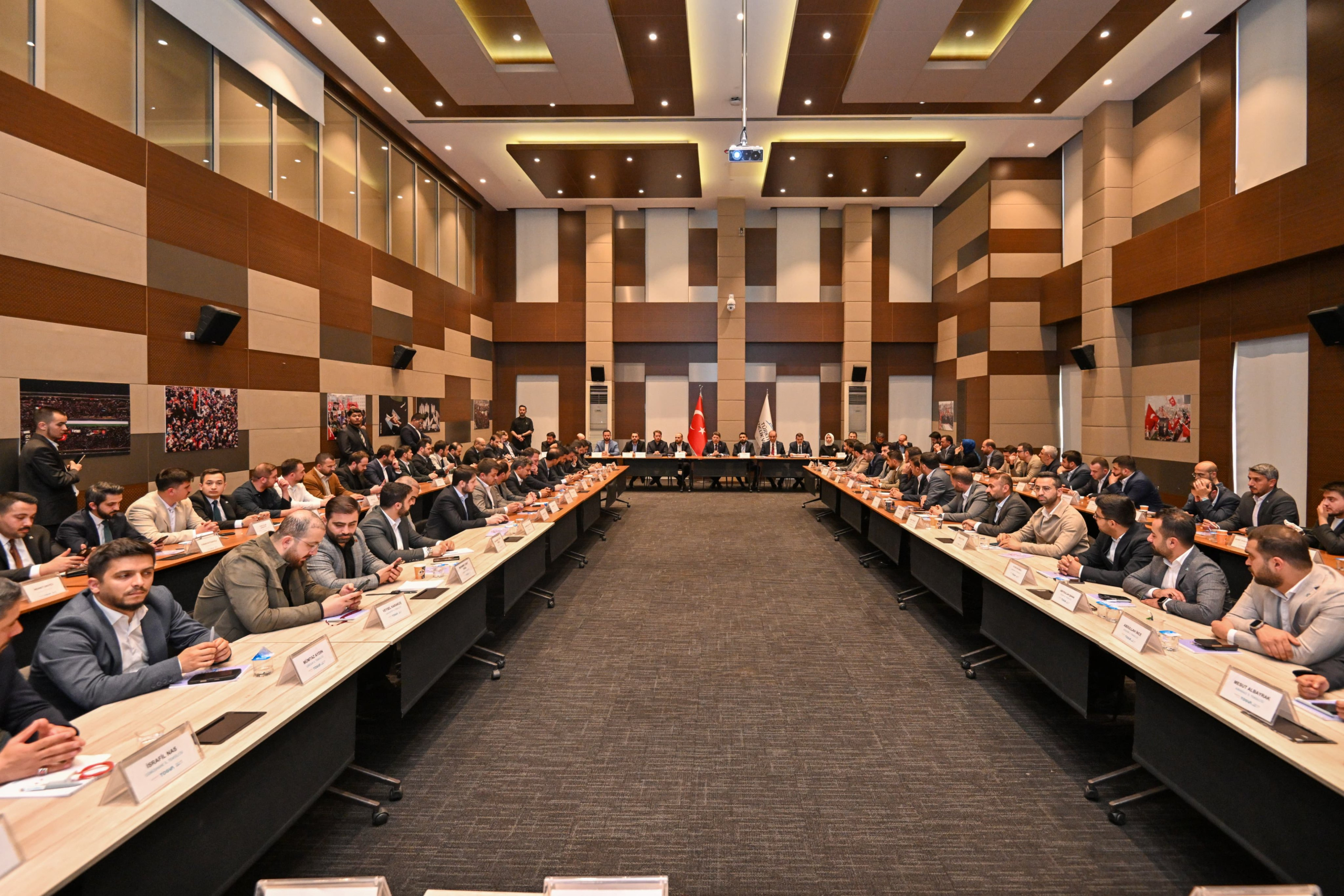 Adalet Bakanı Yılmaz Tunç, TÜGVA İl Temsilcileriyle İstanbul’da Buluştu