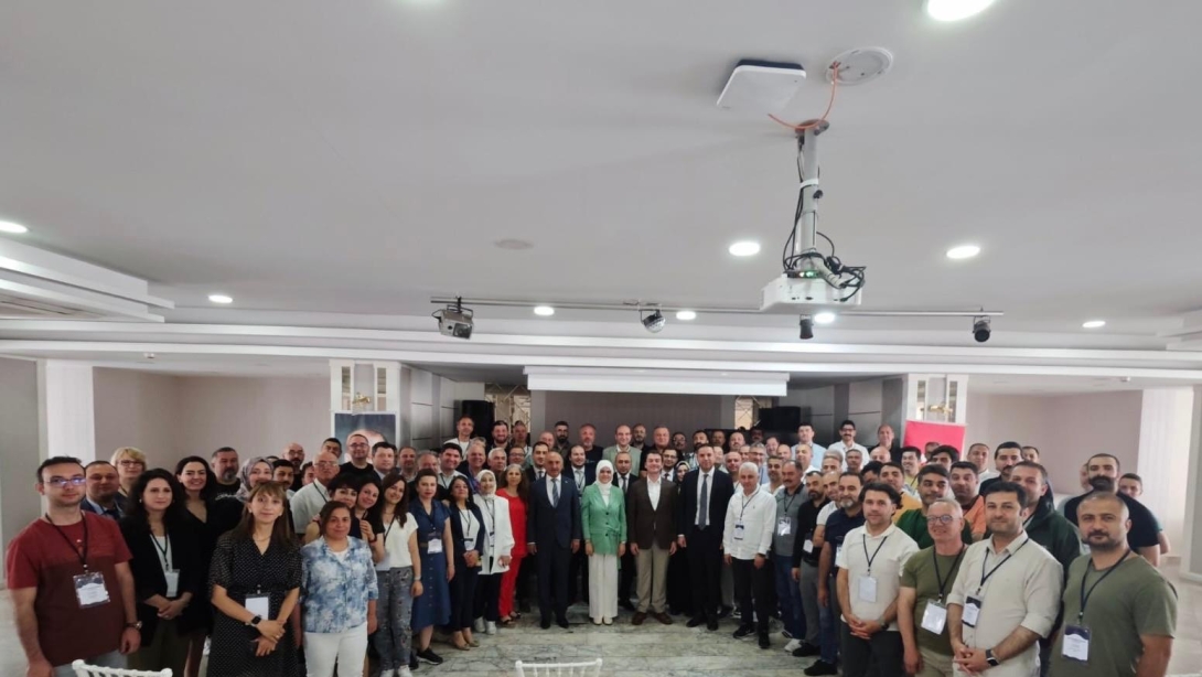 Bilişim Teknolojileri İl Koordinatörleri Antalya’da Dijital Eğitim İçin Buluştu