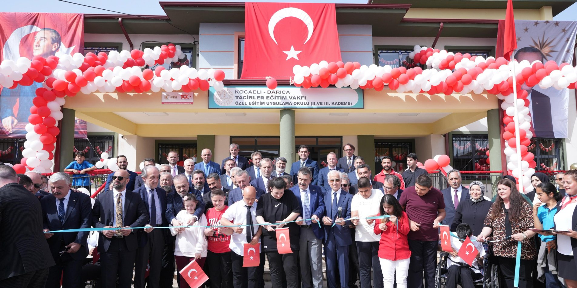 Bakan Tekin, Kocaeli'de Özel Eğitim Uygulama Okulunun Açılışını Gerçekleştirdi