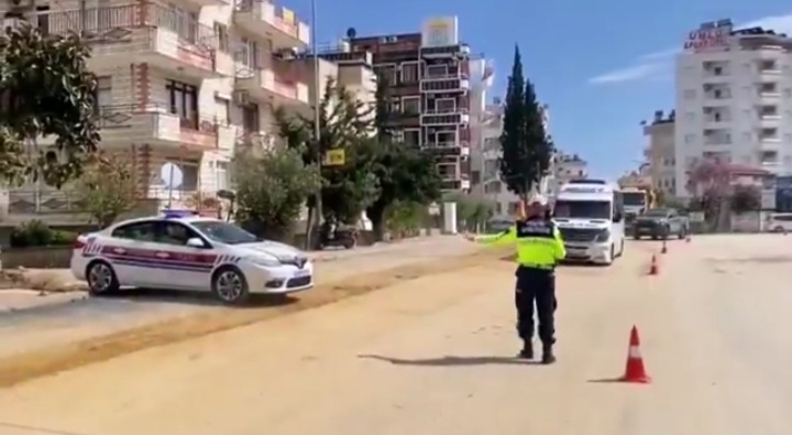 Bakan Yerlikaya Açıkladı: Trafikte 2025’in İlk 4 Ayında 496 Bin Sürücüye İşlem Yapıldı