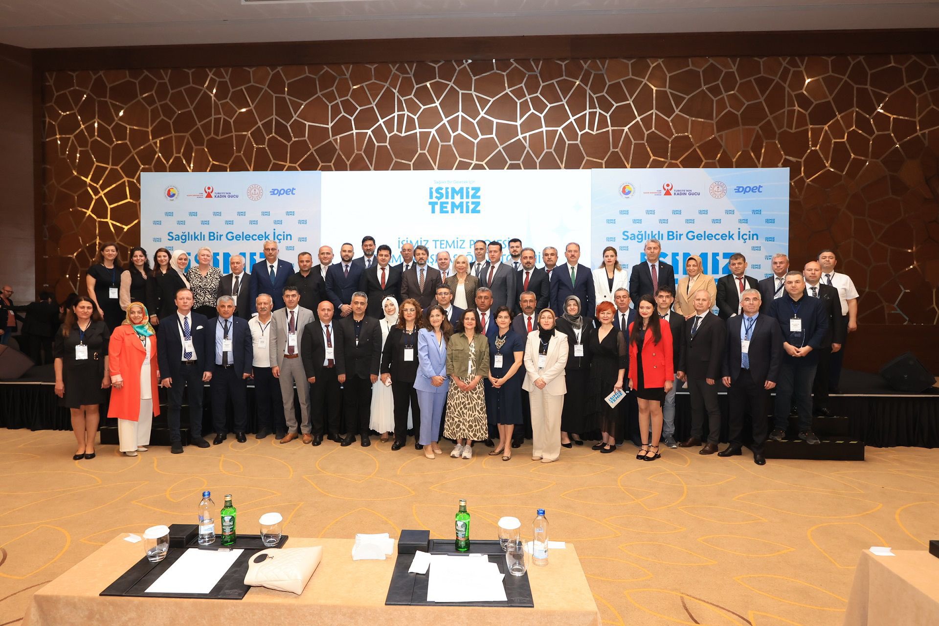 İşimiz Temiz Projesi Kapsamında Hijyen Eğitimi Başarı Ödülleri Törenle Sahiplerini Buldu