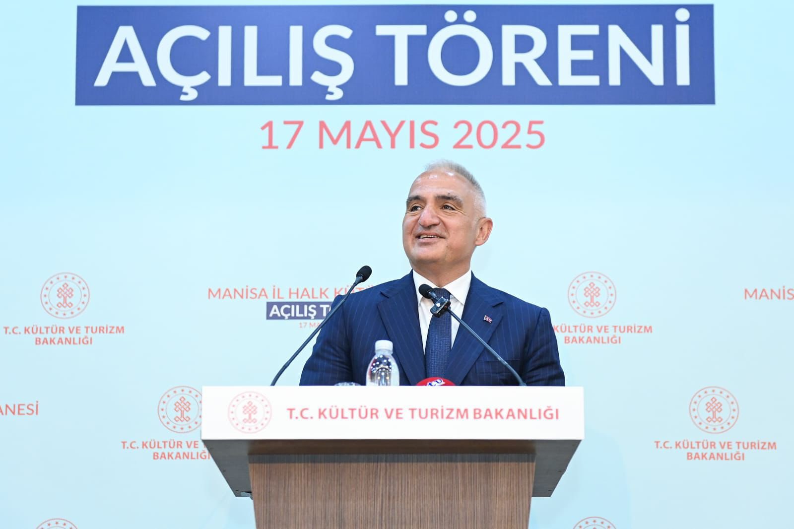 Türkiye’nin En Büyük Kütüphanelerinden Biri Manisa’da Açıldı
