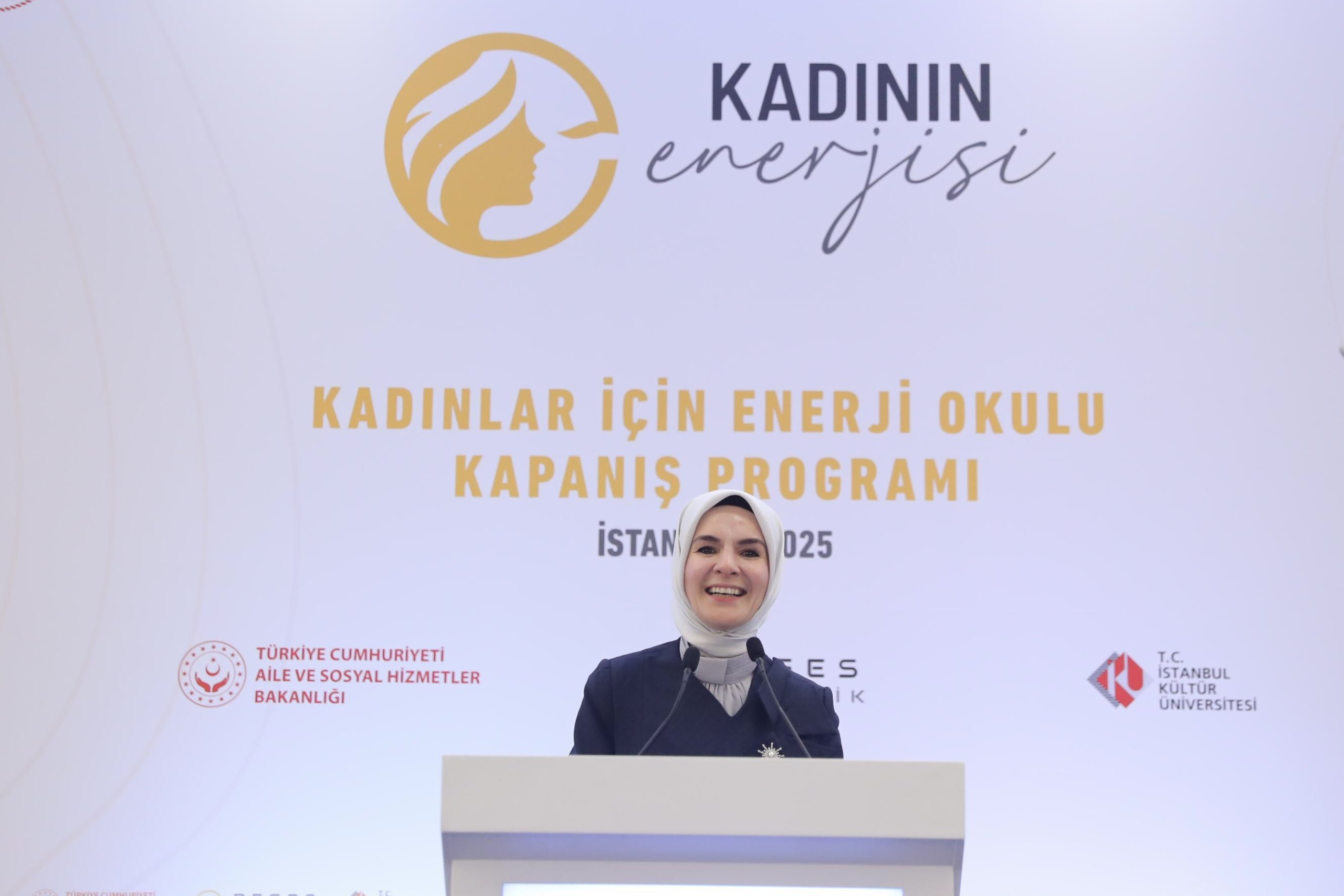 Bakan Göktaş: "Kadınlar Enerji Sektörünü Daha Sürdürülebilir Kılacak"