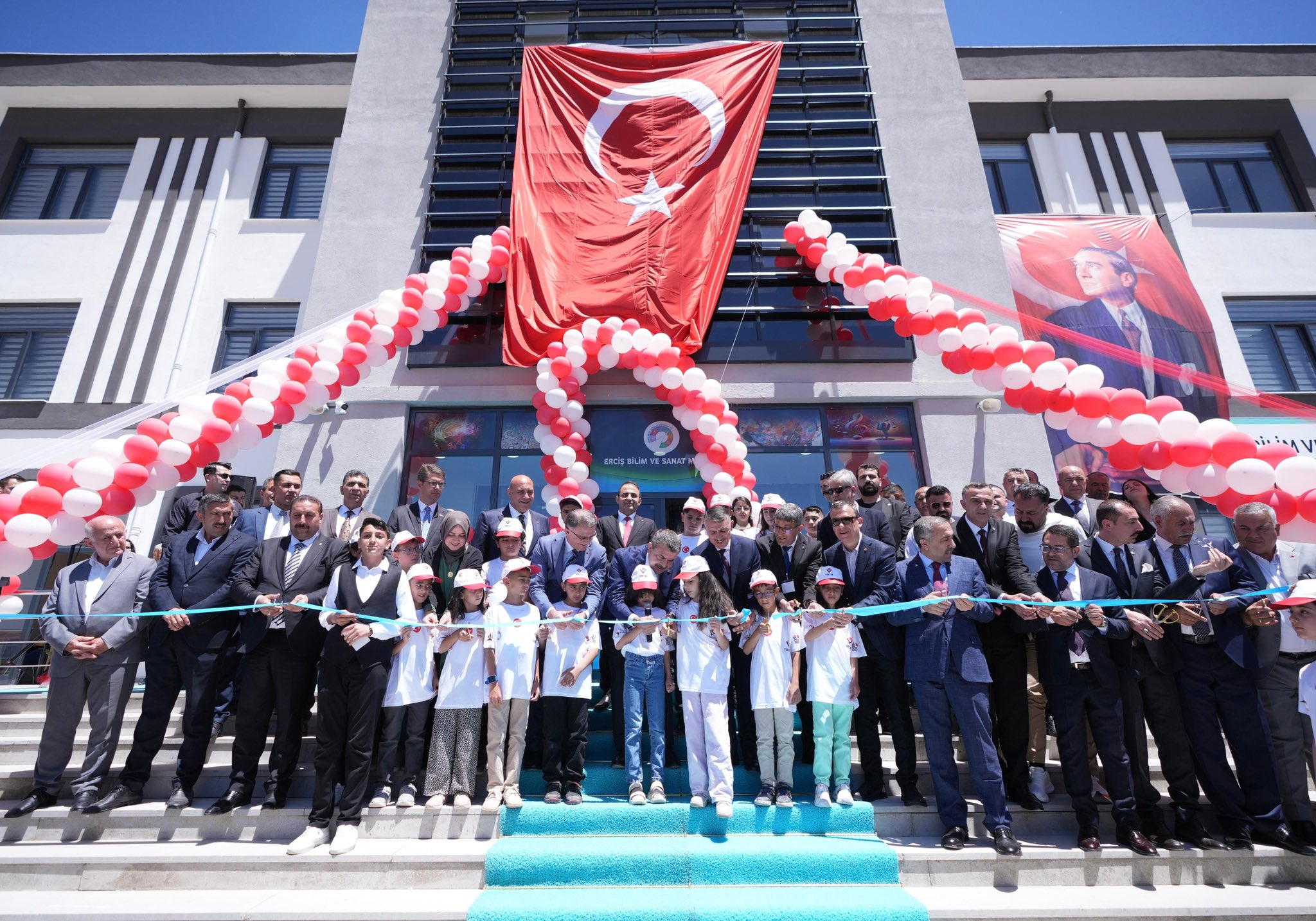 Erciş’e Yeni BİLSEM Kazandırıldı: Bakan Yusuf Tekin Açılış Törenine Katıldı
