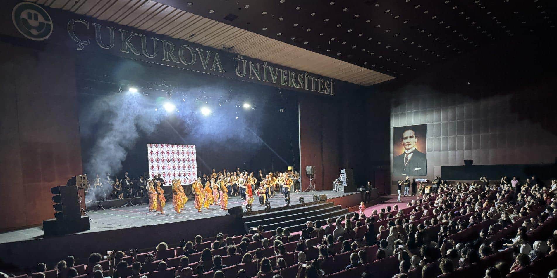 Maarif Orkestrası ve Halk Dansları Topluluğu Adana’da Sanatseverlerle Buluştu