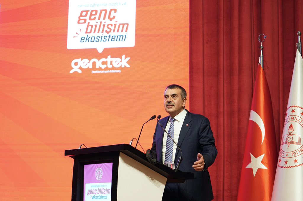 GençTek Final Programı Ankara’da Gerçekleşti: Bakan Tekin’den Genç Bilişimcilere Destek Mesajı