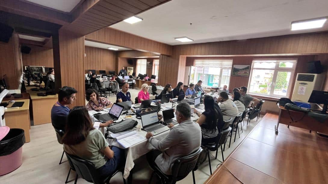 Okul Tabanlı İzleme Araştırması’nda 294 Bin Öğrenci Cevabı Puanlanıyor