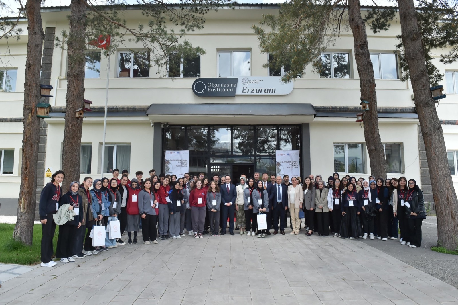 Erzurum'da Kültürel Miras Yolculuğu: UNESCO ve MEB'den Öğrencilere Anlamlı Etkinlik