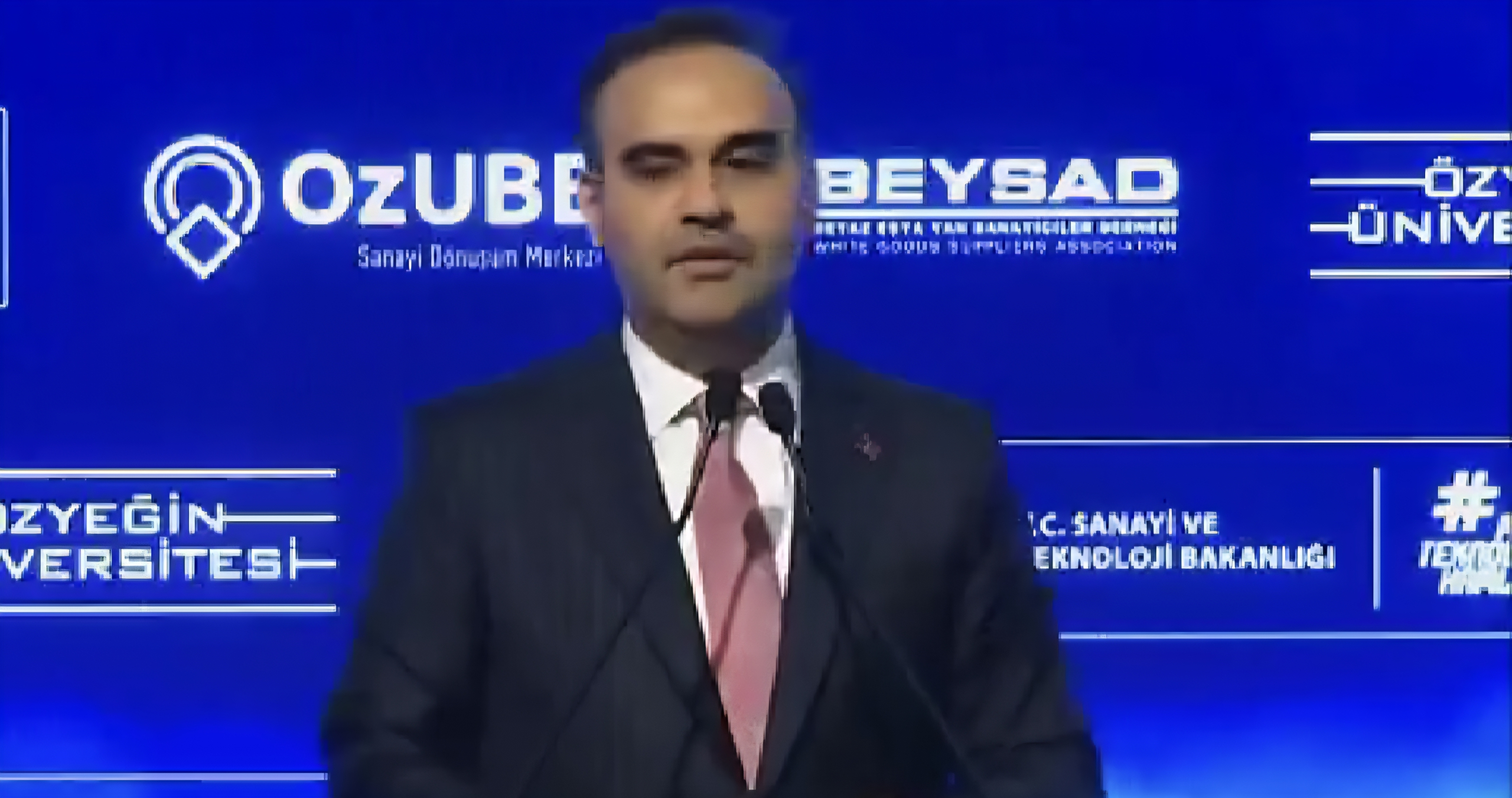 OzUBEX Sanayi Dönüşüm Merkezi Açıldı: Dijital Dönüşüme Büyük Katkı