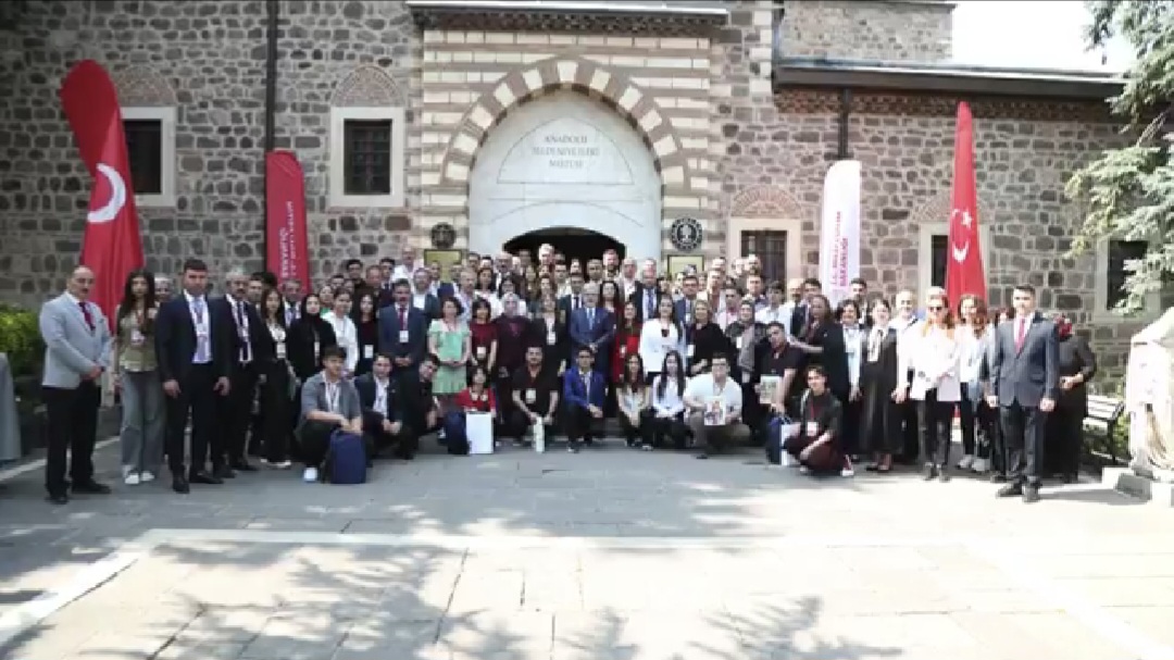“Oku-Yorum Yazı-Yorum” Projesi Finali Ankara’da Gerçekleşti: Öğrenciler Kültürel Mirasla Buluştu