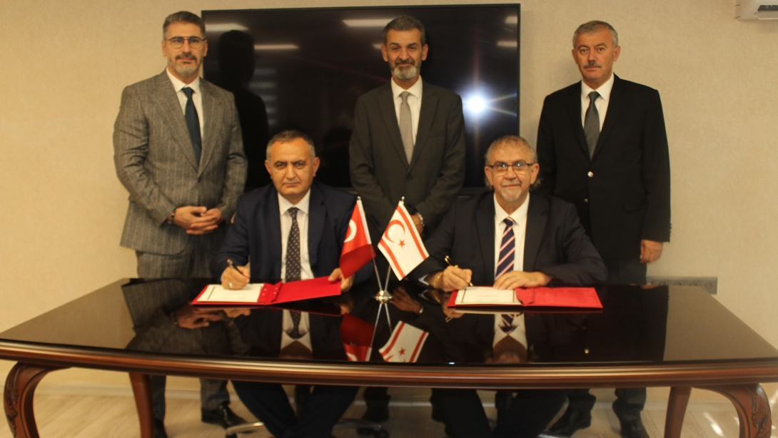 Türkiye ve KKTC Arasında Öğretmen Yetiştirme Protokolü İmzalandı