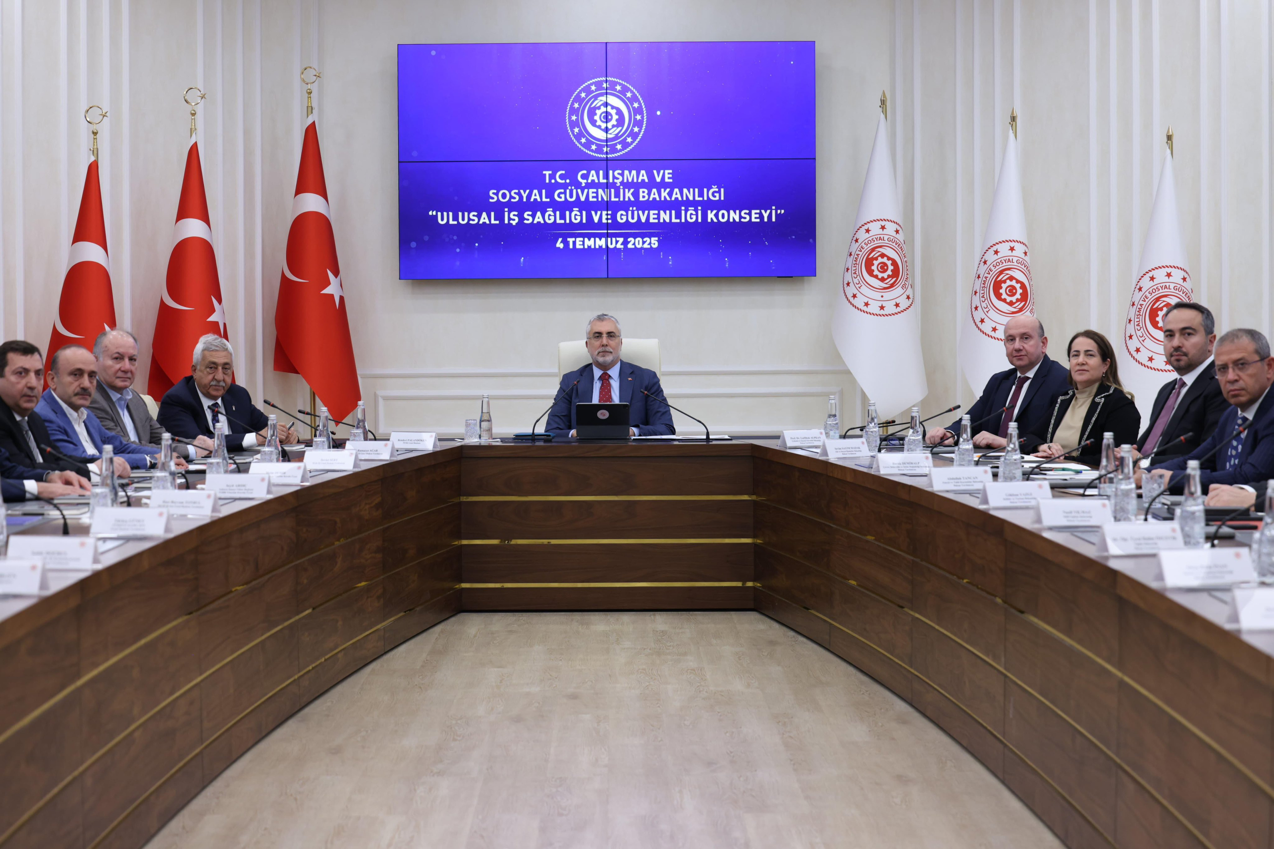 Ulusal İş Sağlığı ve Güvenliği Konseyi Toplantısı Gerçekleştirildi: Yeni Politika Belgesi Hazırlıkları Başladı