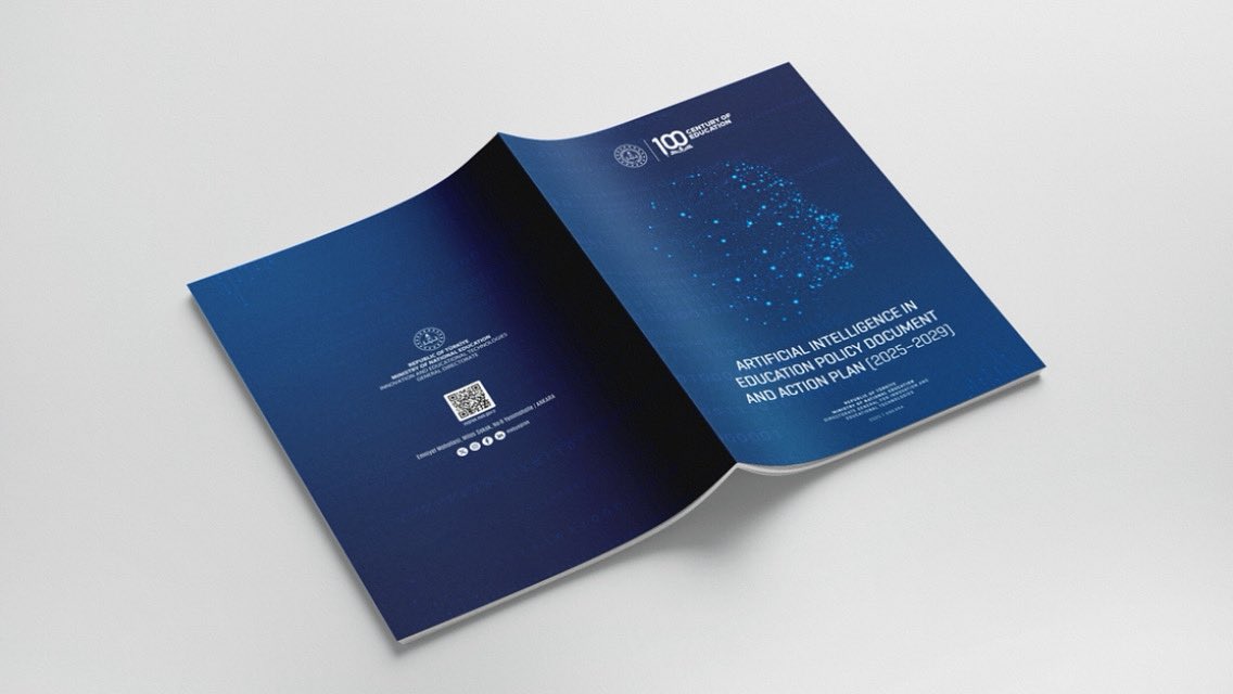 MEB, Eğitimde Yapay Zekâ Eylem Planı'nın İngilizce Versiyonunu Yayımladı