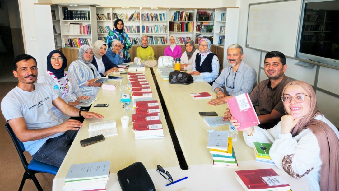 20 İmam Hatip Lisesinde Yaz Eğitimi: Öğretmenler İçin Bilim, Kültür ve Sanat Buluşması