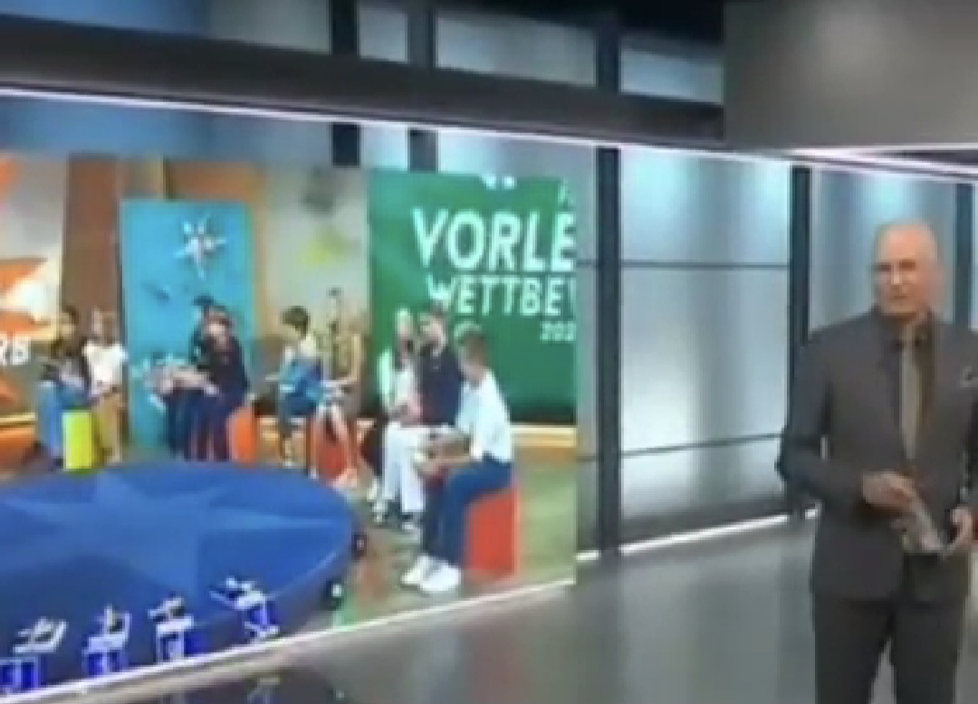 Almanya’da Kitap Okuma Yarışmasında Birinci Olan Öğrencimiz, Türkiye’yi Gururlandırdı