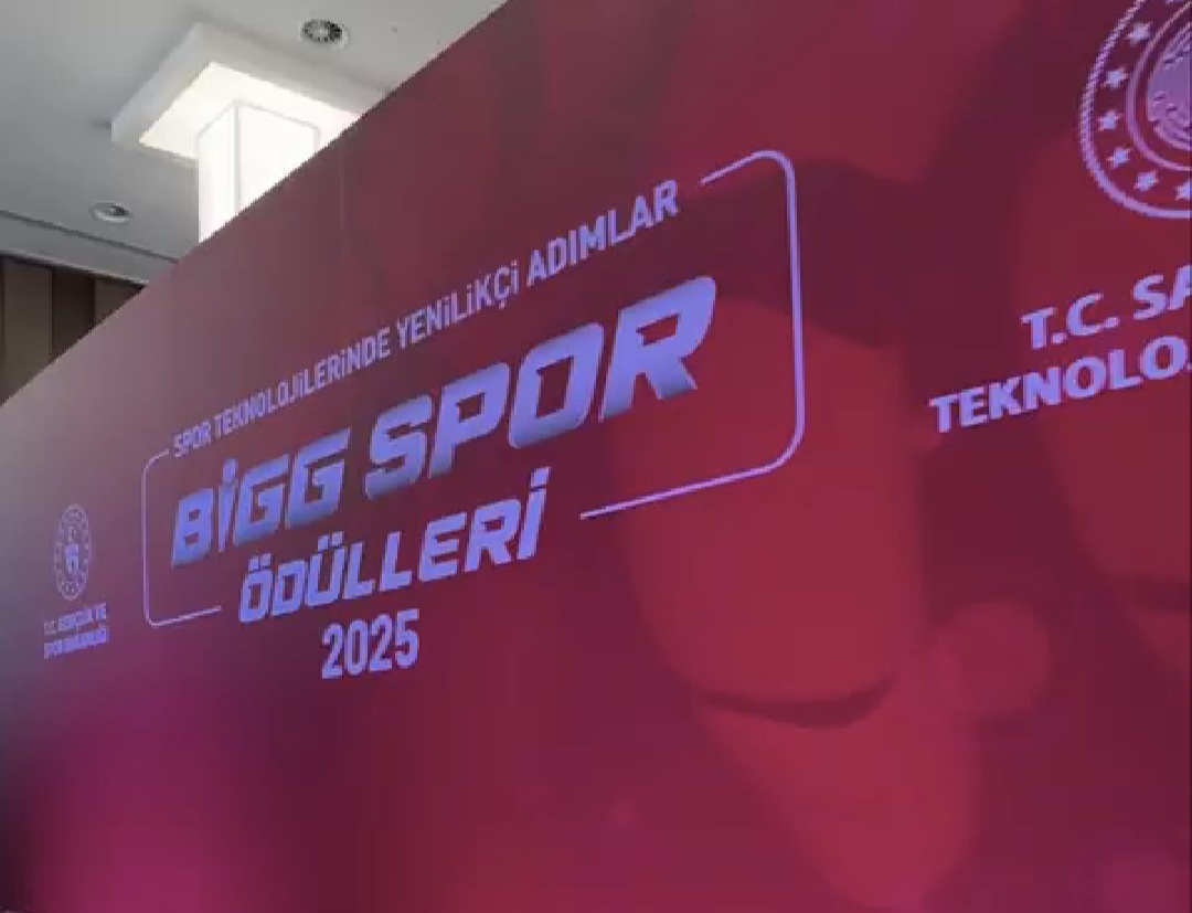 BİGG SPOR Ödülleri Yarışmasında Dereceye Girenlere Ödülleri Verildi
