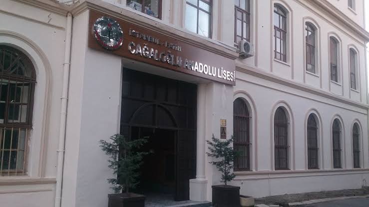 Cağaloğlu Anadolu Lisesi’nden Tarihi Başarı: CERN Yarışmasında Dünya Çapında Ödül Kazandı