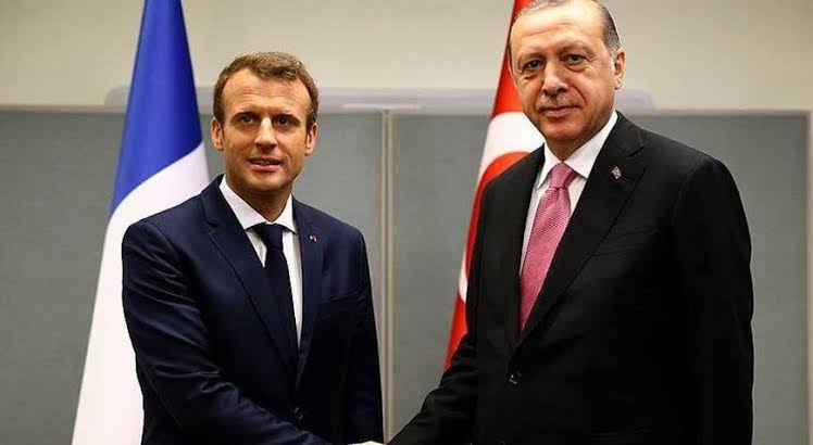 Cumhurbaşkanı Erdoğan ve Fransa Cumhurbaşkanı Macron Gazze’yi Görüştü: İki Devletli Çözüm Vurgusu