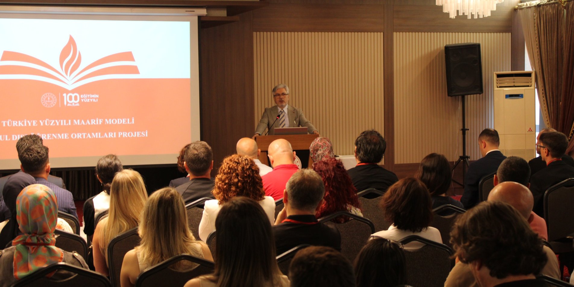 "Okul Dışı Öğrenme Ortamları Çalıştayı Gerçekleştirildi"