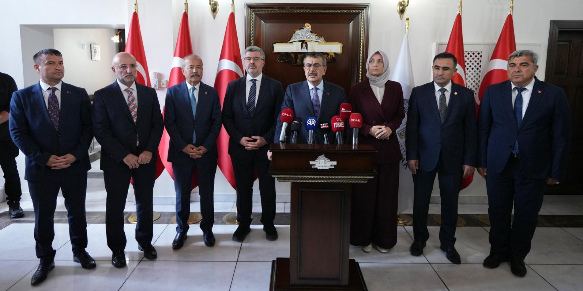 Bakan Tekin’den Afyonkarahisar’da Eğitim Değerlendirmesi: Türkiye Eğitimde Yatırımlarla OECD Ortalamalarının Üzerine Çıktı