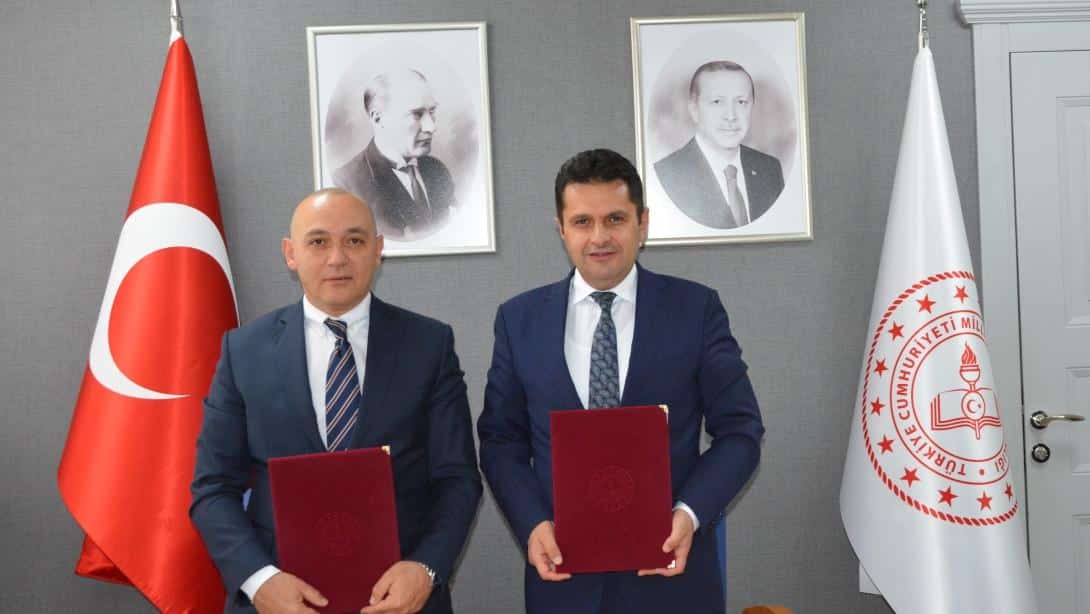 Mesleki ve Teknik Eğitimde Sektör ile İşbirliği Artarak Devam Ediyor