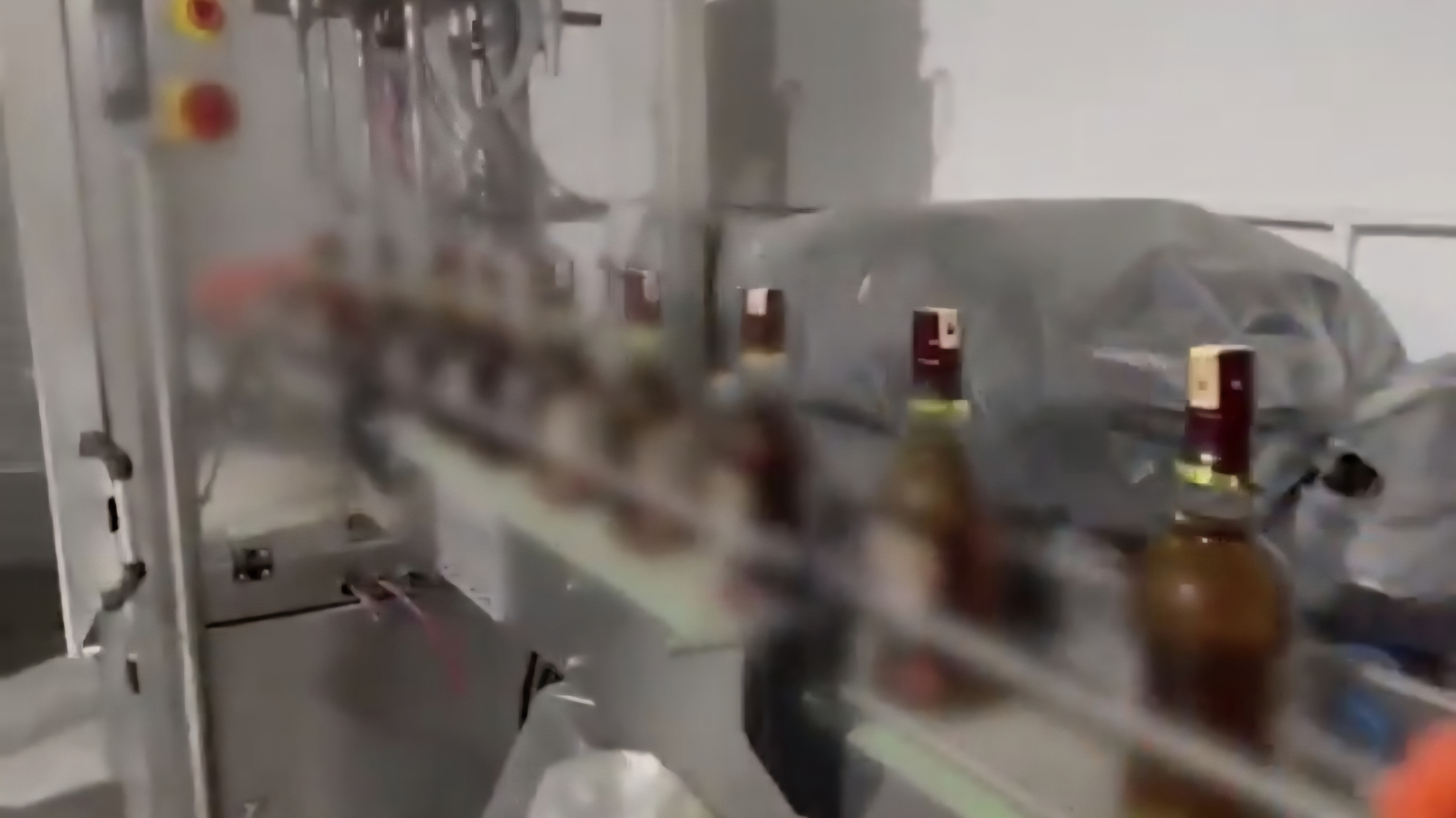 81 İlde Sahte ve Kaçak Alkol Operasyonu: 62 Bin Litre Alkol Ele Geçirildi, 121 Şüpheli Yakalandı