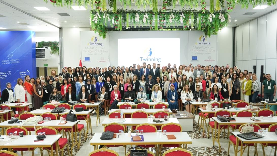 eTwinning İşbaşı Gözlem Faaliyeti ve Mesleki Eğitim Çalıştayı Nevşehir’de Düzenlendi