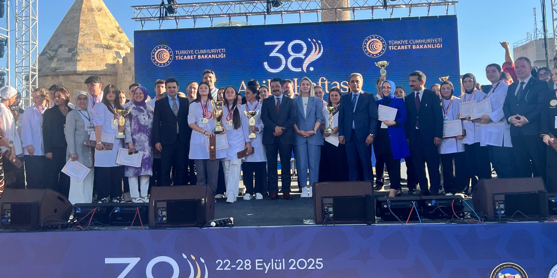 Ahilik Haftası’nda Liseler Arası Yemek Yarışması Düzenlendi