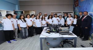 Sinop BİLSEM’den Bir İlk: Yapay Zekâ Destekli İnsansız Deniz Aracı (İDA) Suya İndirildi