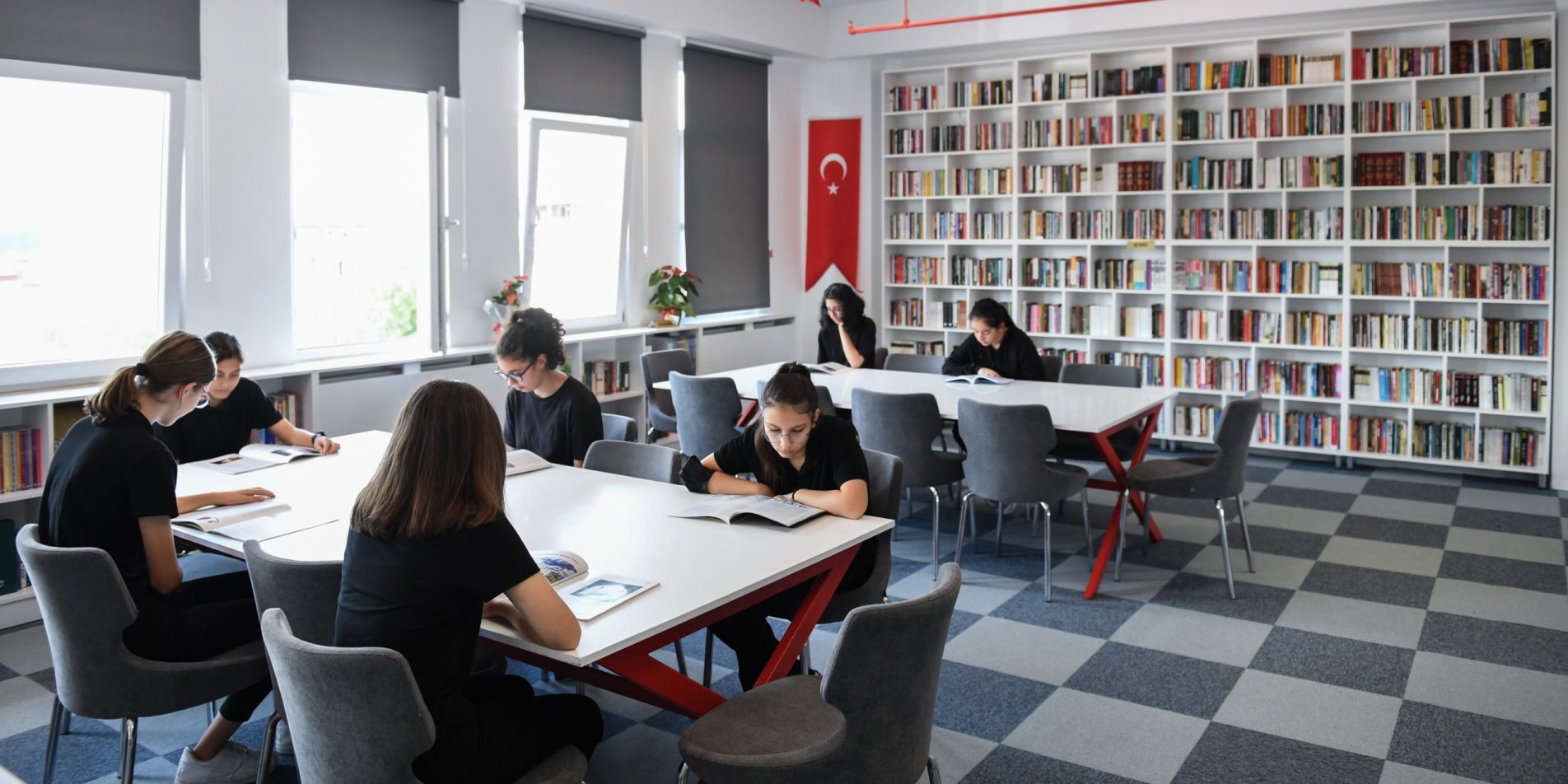 Okullardaki Kütüphanelerin Verimliliğini Artırmak İçin Çalışmalar Başlıyor