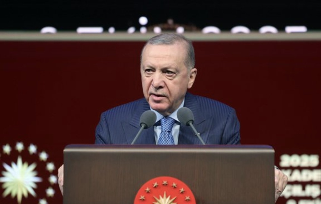 Cumhurbaşkanı Erdoğan: Üniversitelerde 3 Yılda Mezuniyet ve İş Yeri Temelli Eğitim Geliyor