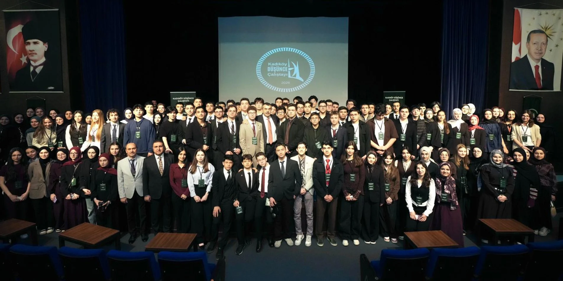Bakan Tekin Kadıköy Düşünce Çalıştayı'nda Öğrencilerle Buluştu