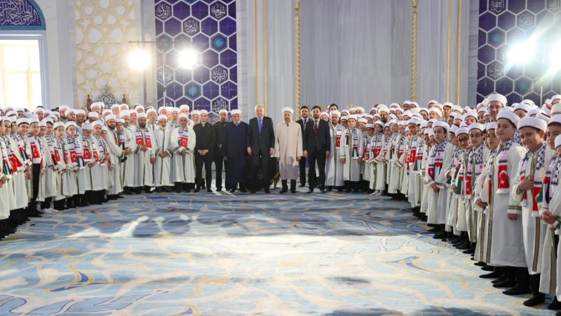 Cumhurbaşkanı Erdoğan’ın Katıldığı Törende 333 Öğrenci Hafızlık İcazeti Aldı