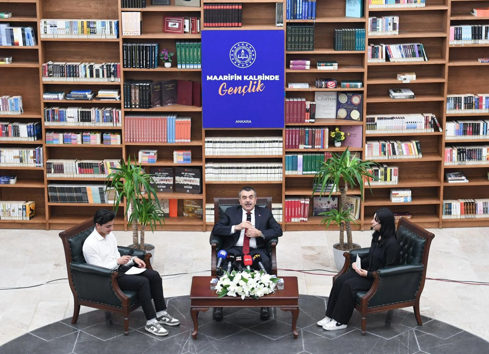 Bakan Tekin, "Maarifin Kalbinde Gençlik" Programına Katıldı
