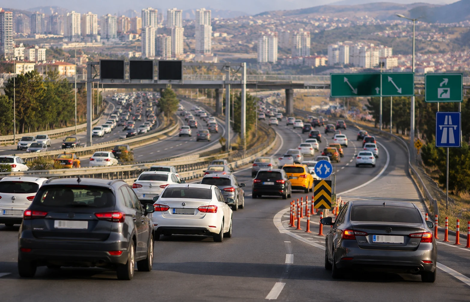 Ankara Emniyeti’nden Bayram Trafiği Duyurusu: Ankara’daki Bazı Kavşaklar Geçici Olarak Kapatılacak