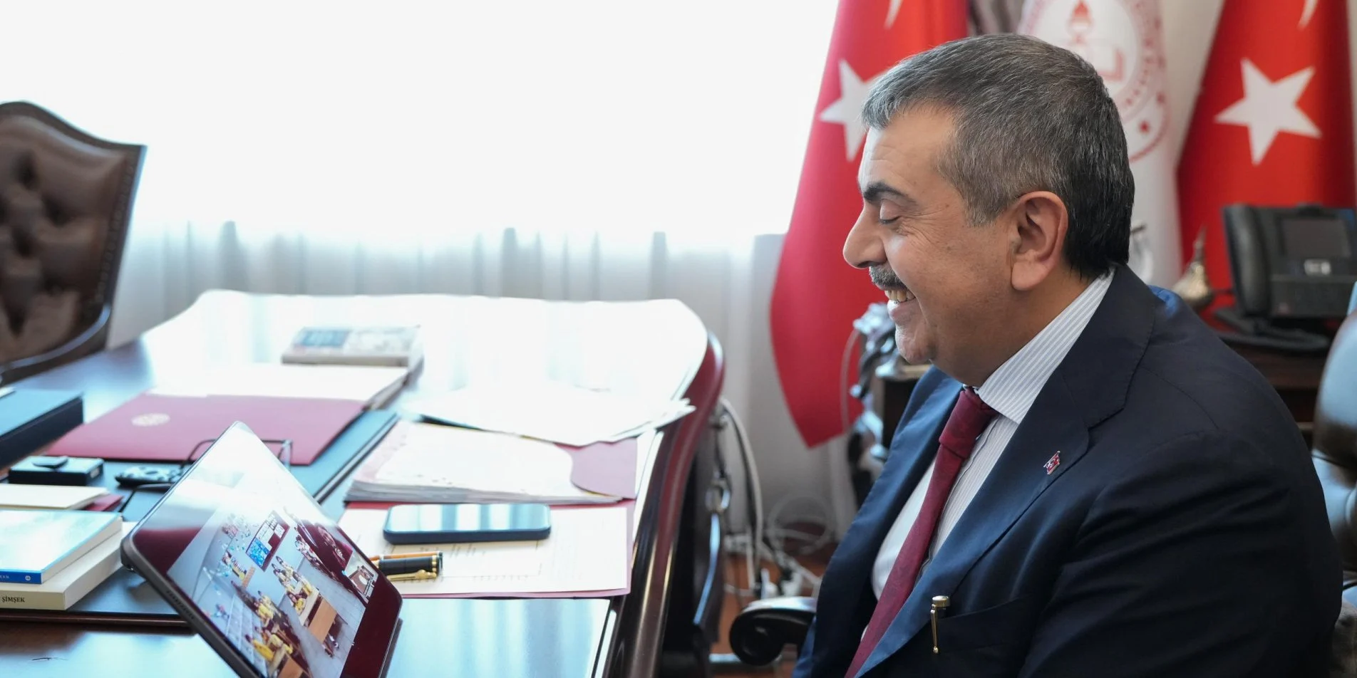 Bakan Tekin'den İlkokul Öğrencilerinin Mektubuna Sürpriz Karşılık