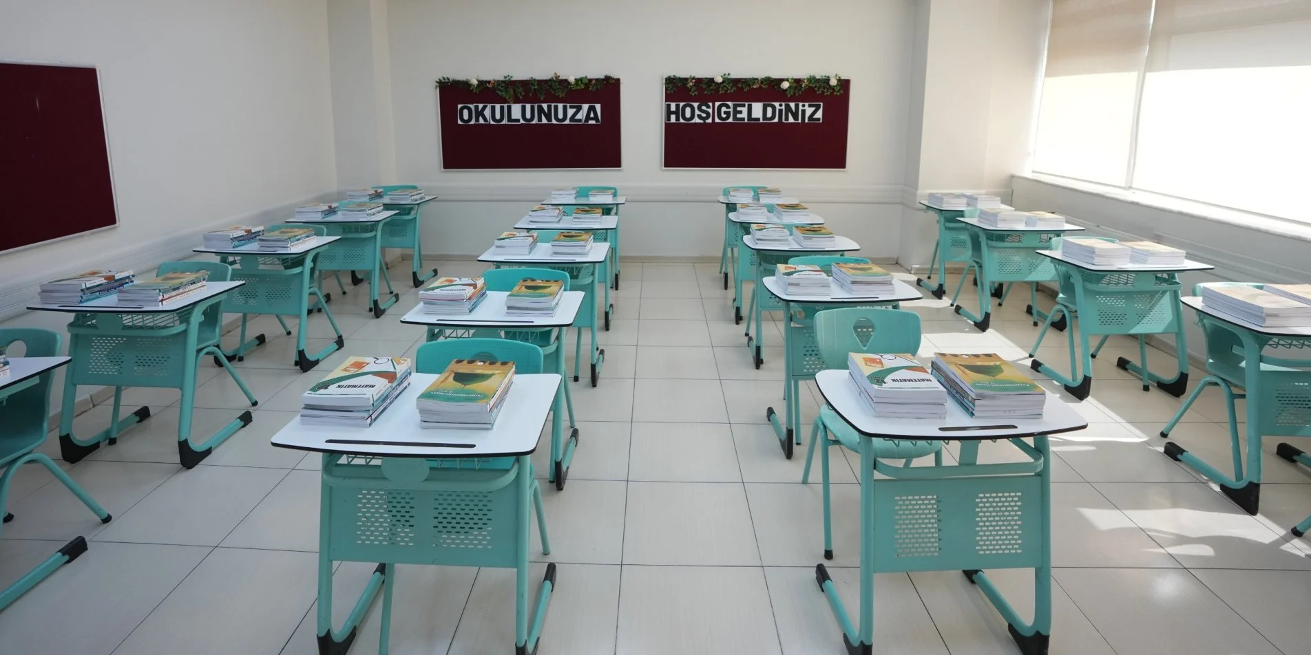 Ücretsiz Ders Kitapları, Sıralardaki Yerini Almaya Başladı